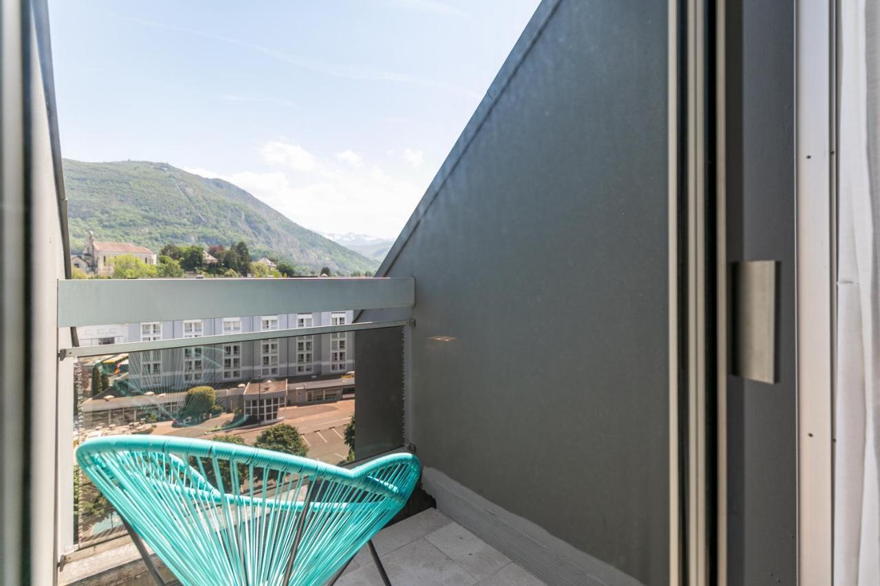 Double Room with Mountain View,1258903717:JPEG